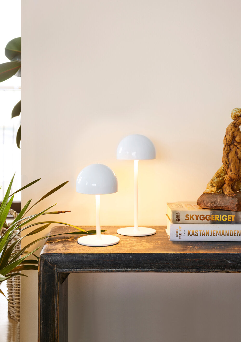 Tim lampe, hvid - H22 cm.